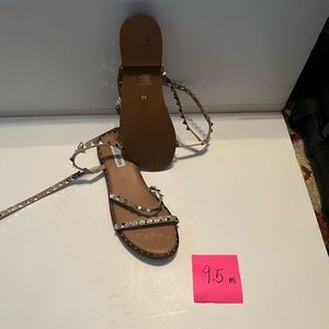 Steve Madden sandal